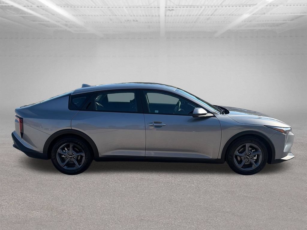 Used 2026 Kia K4 FWD image 7