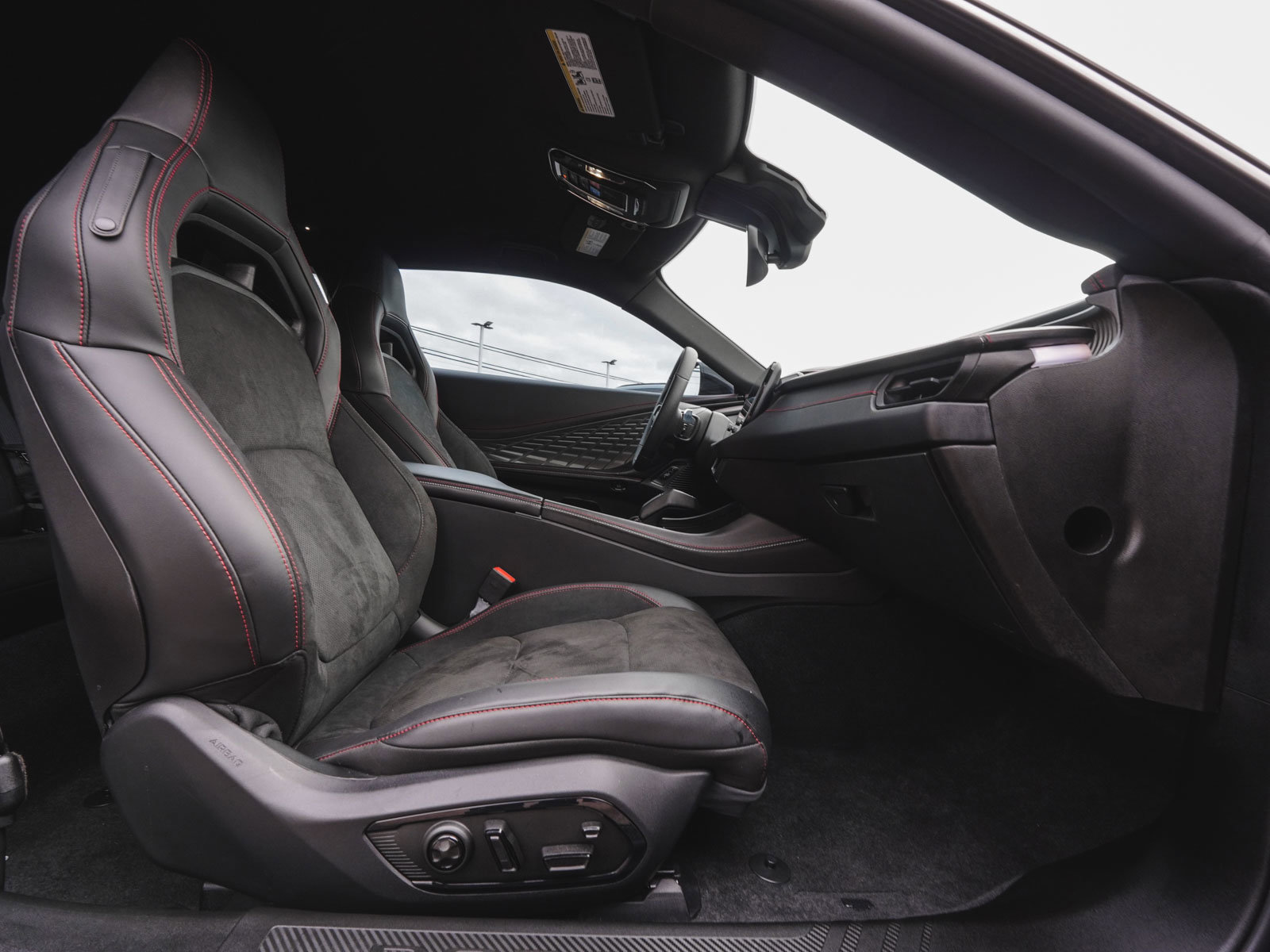 Used 2024 Dodge Charger R/T Scat Pack w/ Plus Group image 33