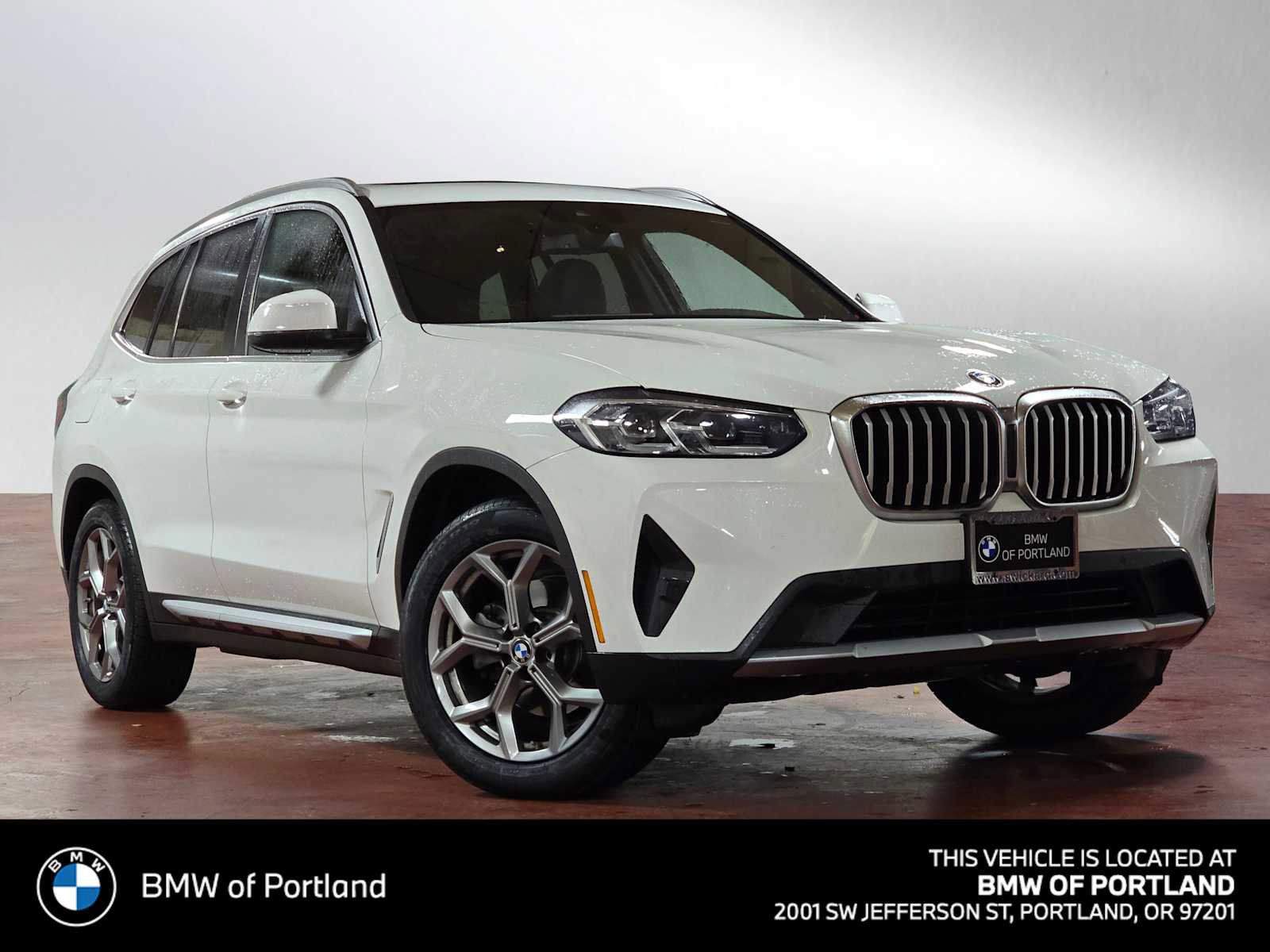 Used 2022 BMW X3 xDrive30i w/ Premium Package 2