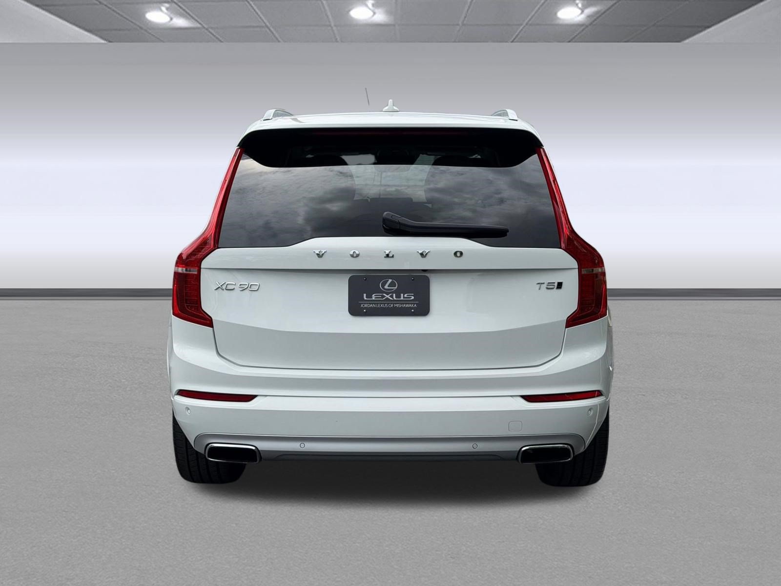 Used 2020 Volvo XC90 T5 Momentum w/ Protection Package AWD/4WD image 10