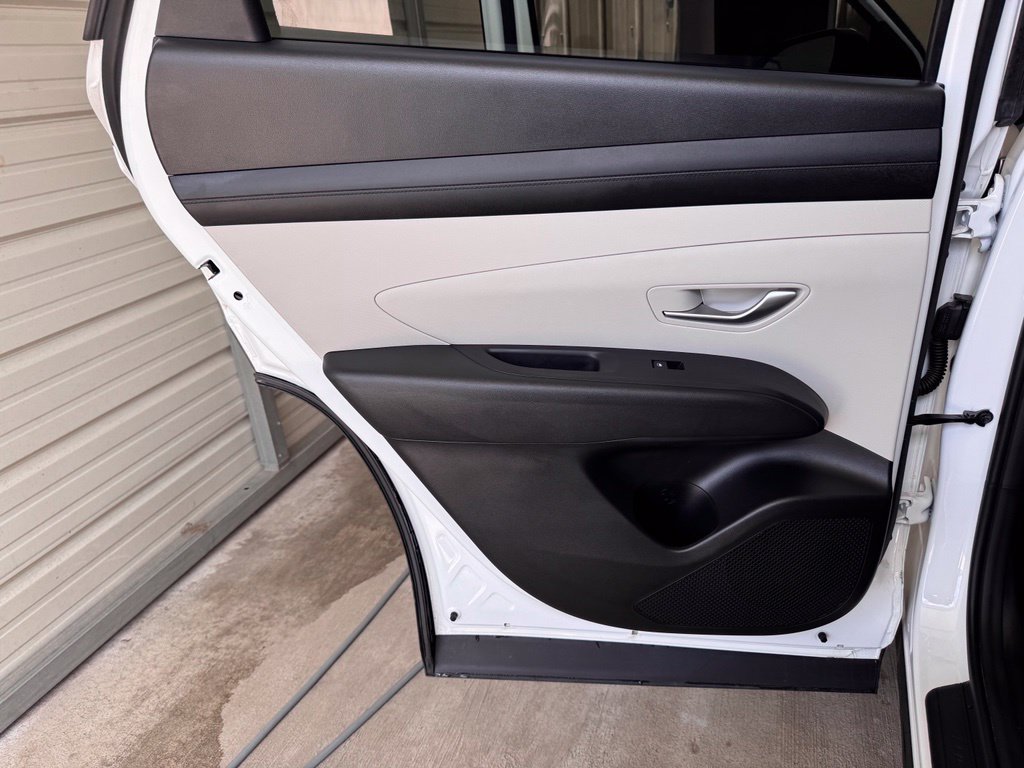 Certified 2025 Hyundai Tucson SE FWD image 21