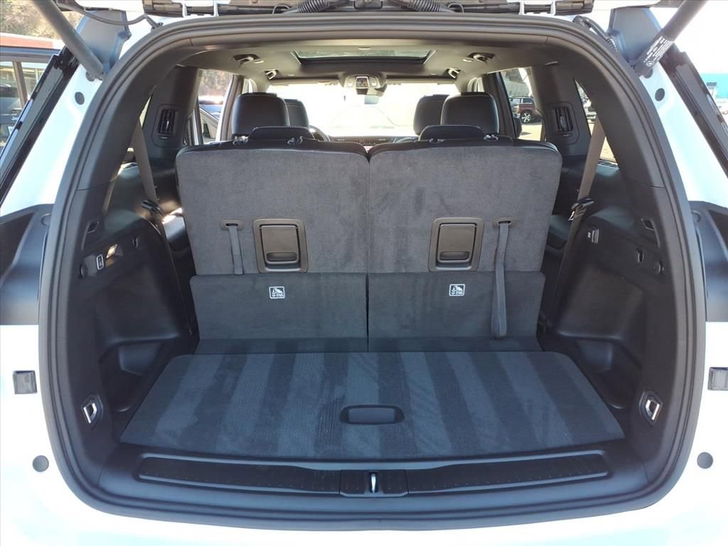 New 2025 Jeep Grand Cherokee L Limited image 14