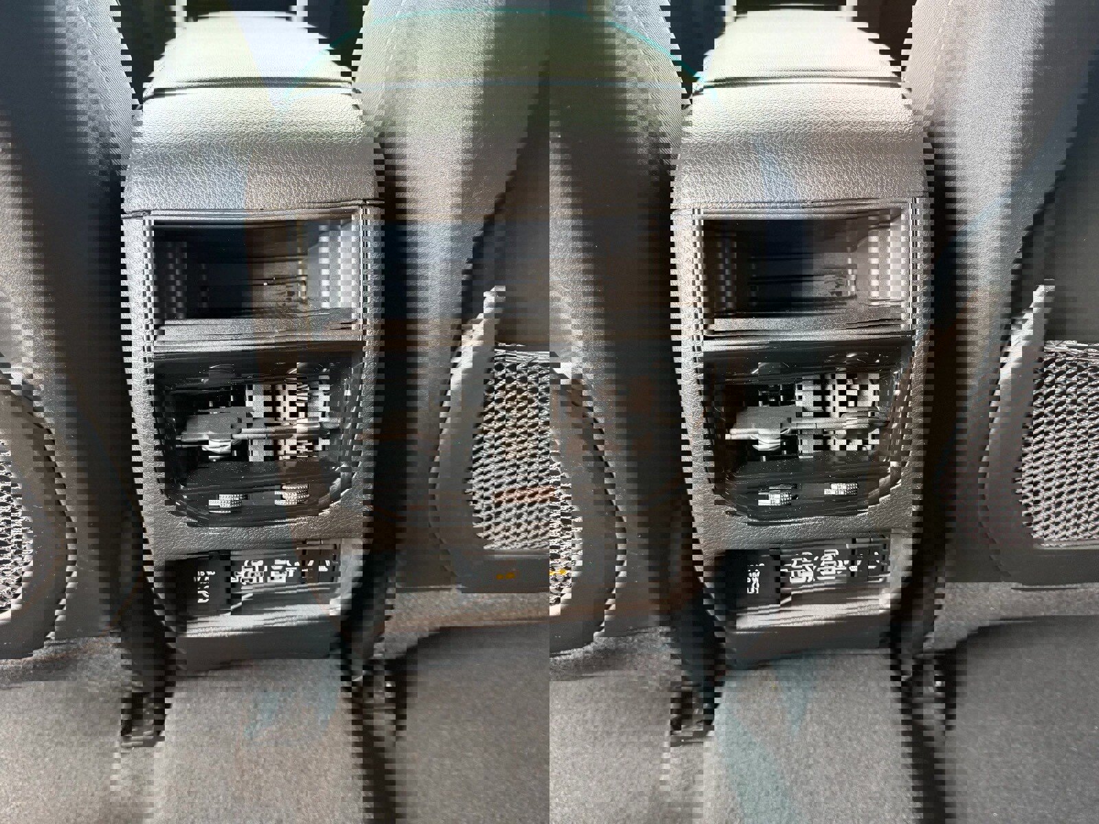 Used 2022 Jeep Grand Cherokee Trailhawk w/ Advanced Protech Group II image 21