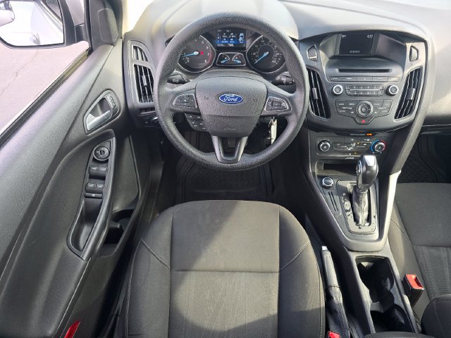 Used 2016 Ford Focus SE FWD image 20