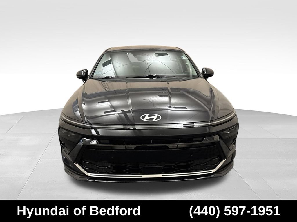 Used 2024 Hyundai Sonata SEL FWD image 2