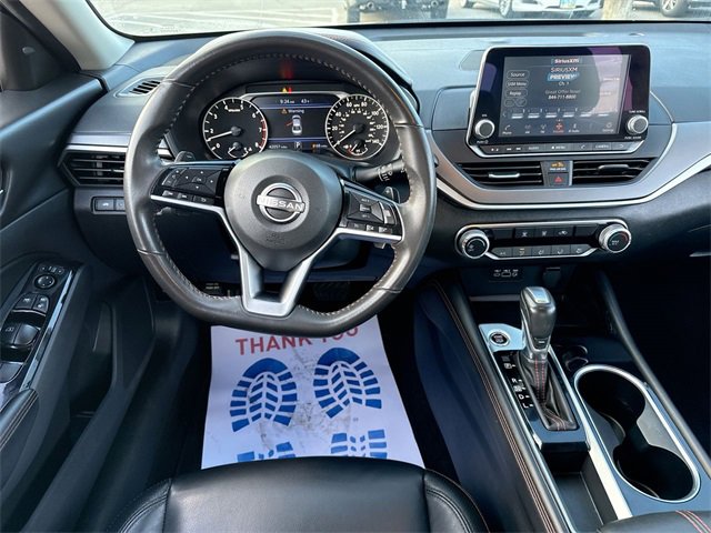 Used 2024 Nissan Altima 2.5 SR image 14