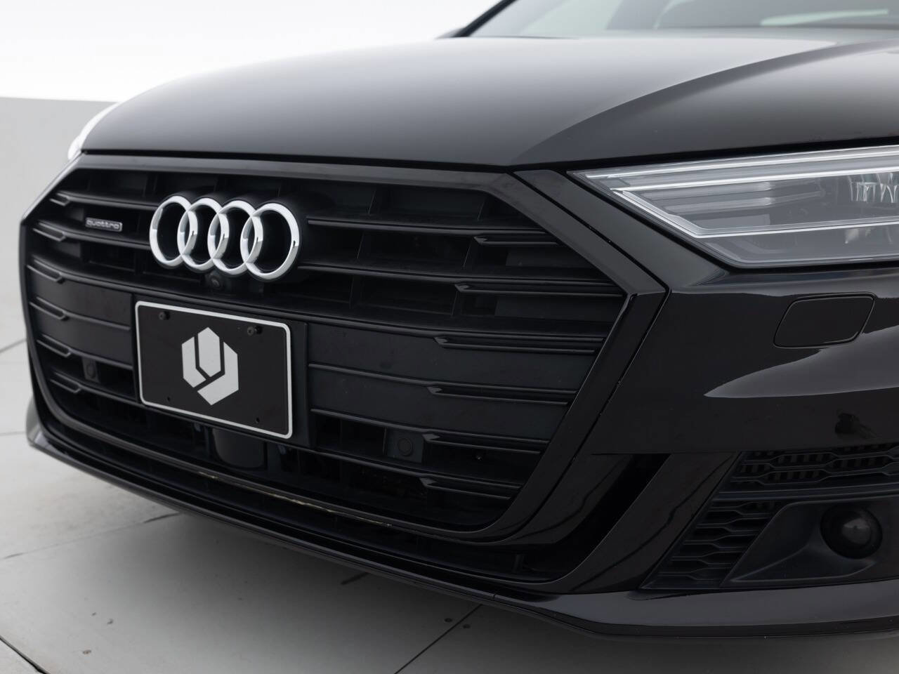 Used 2020 Audi A8 L 4.0T w/ Executive Package image 16