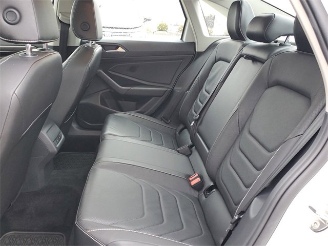 Used 2022 Volkswagen Jetta SEL image 12