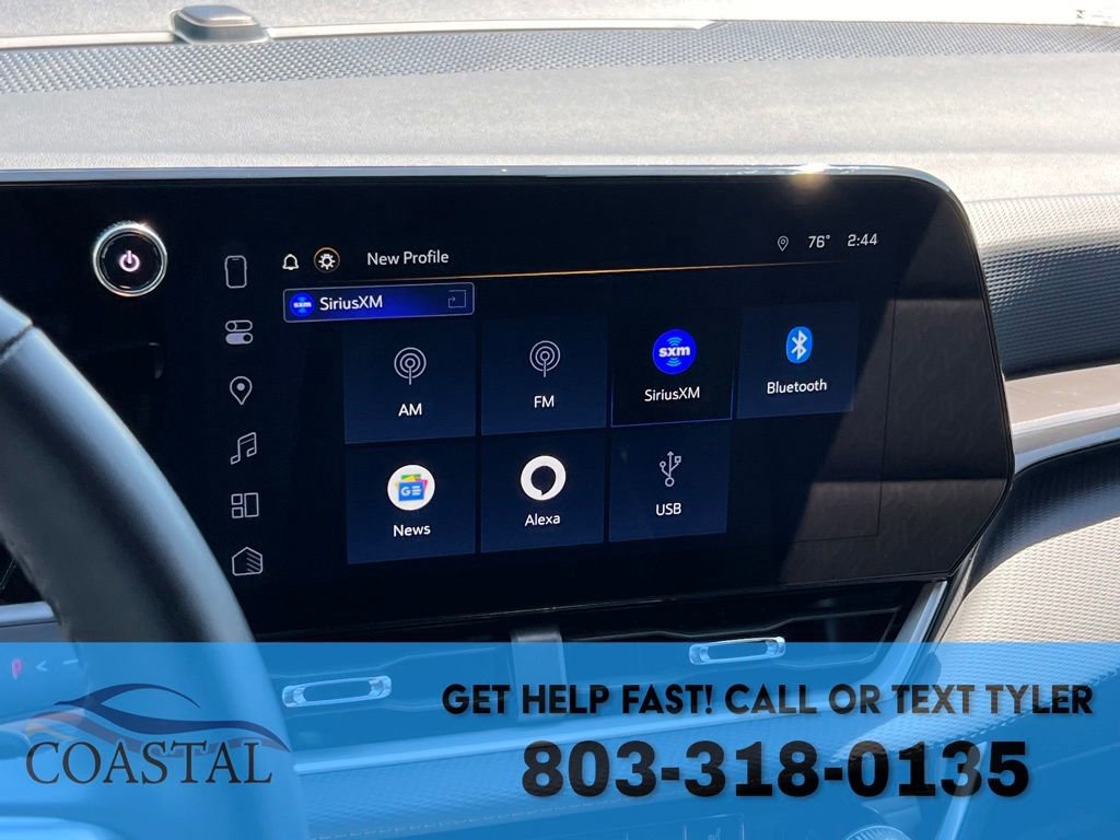 Used 2025 Chevrolet Equinox LT w/ Convenience Package II image 36