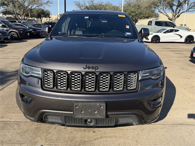 Used 2020 Jeep Grand Cherokee Altitude image 2