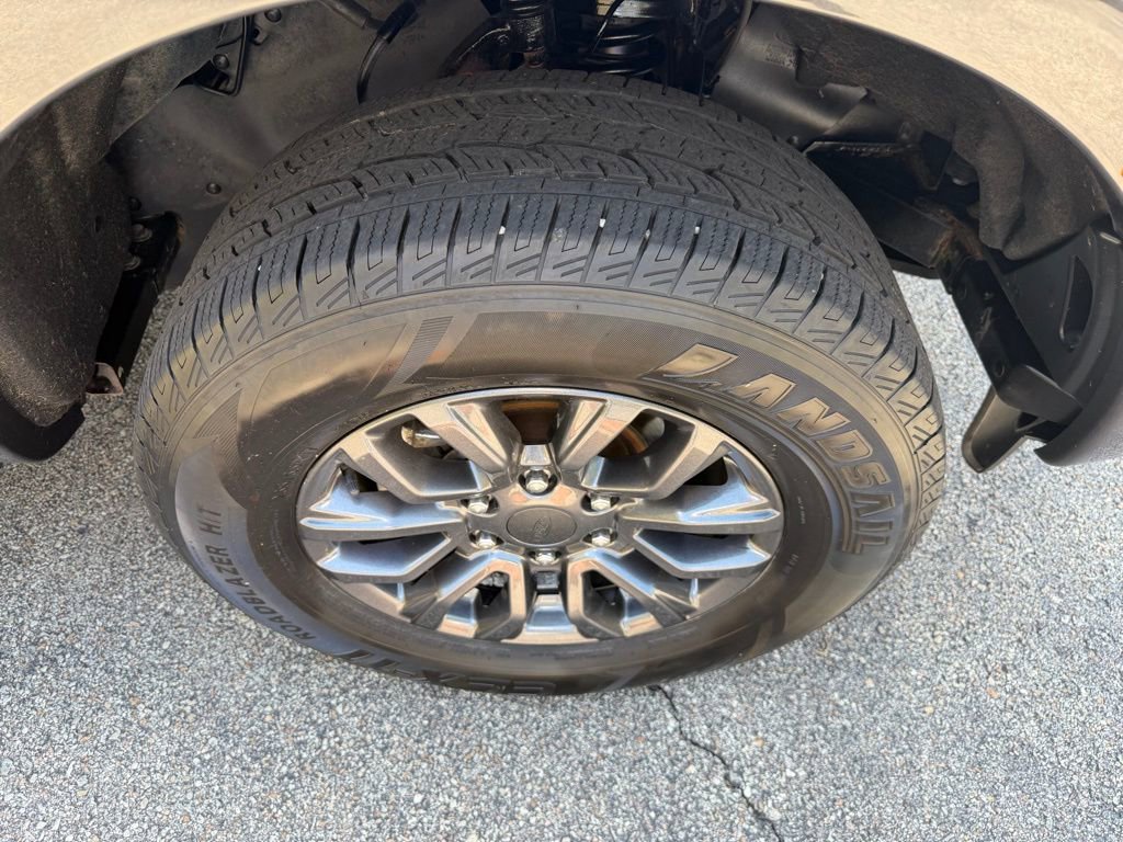 Used 2020 Ford Ranger XLT w/ Equipment Group 302A Luxury AWD/4WD image 9