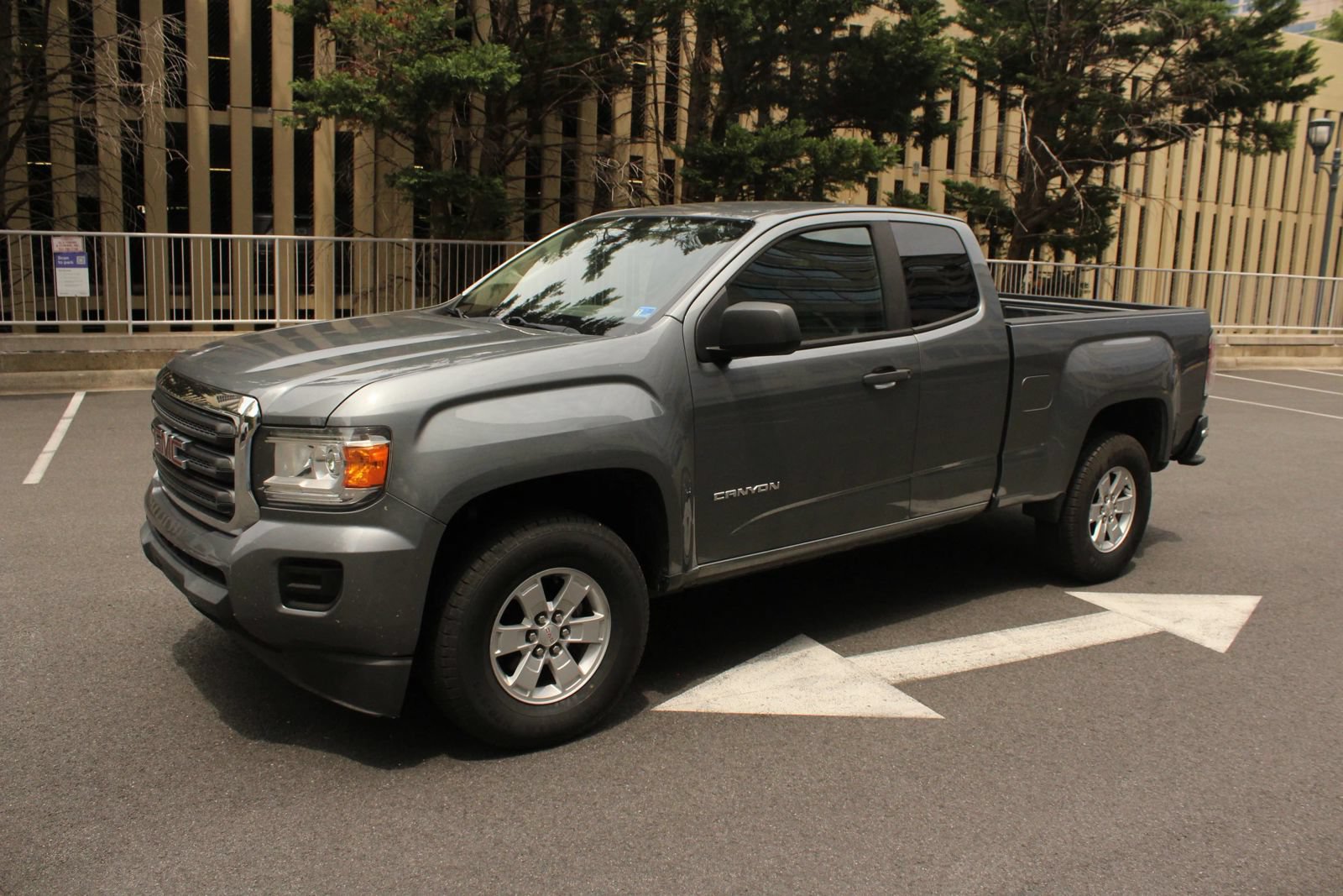 Used 2019 GMC Canyon W/T w/ Convenience Package RWD image 12