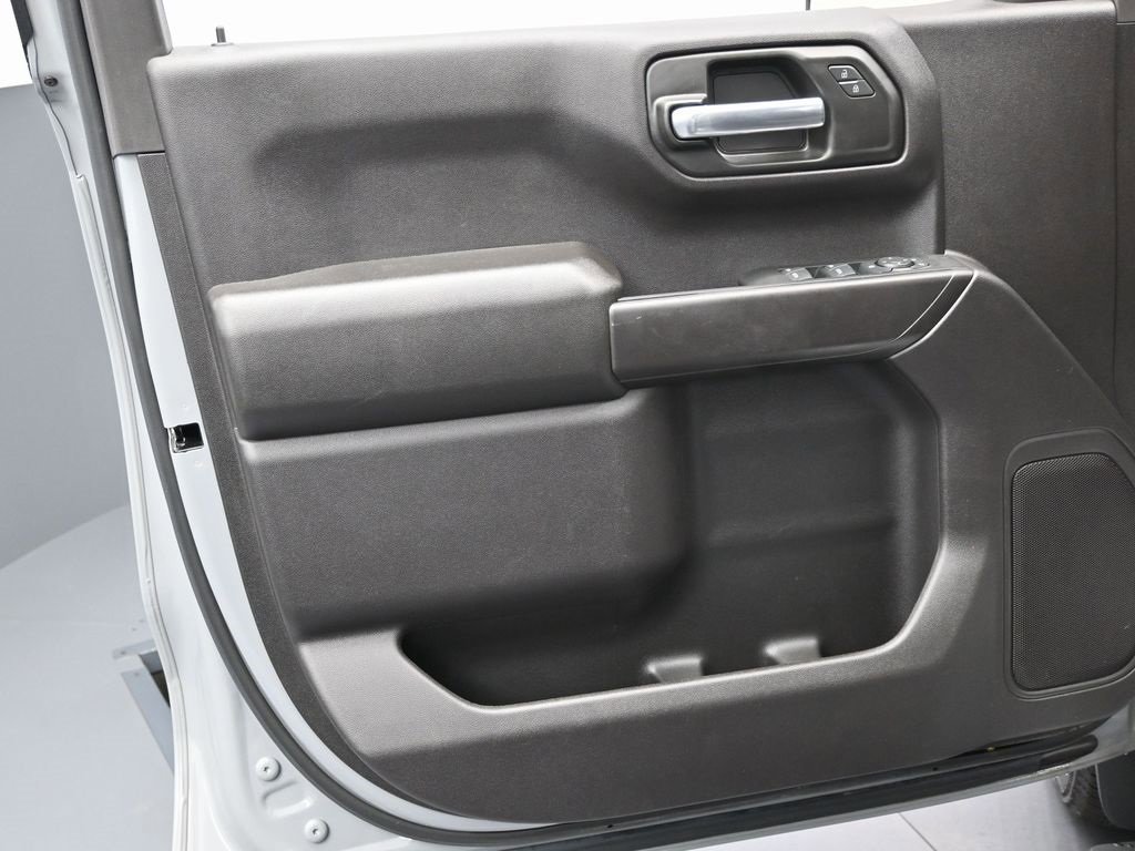 Used 2024 Chevrolet Silverado 1500 Custom image 32