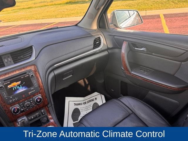 Used 2013 Chevrolet Traverse LTZ AWD/4WD image 17