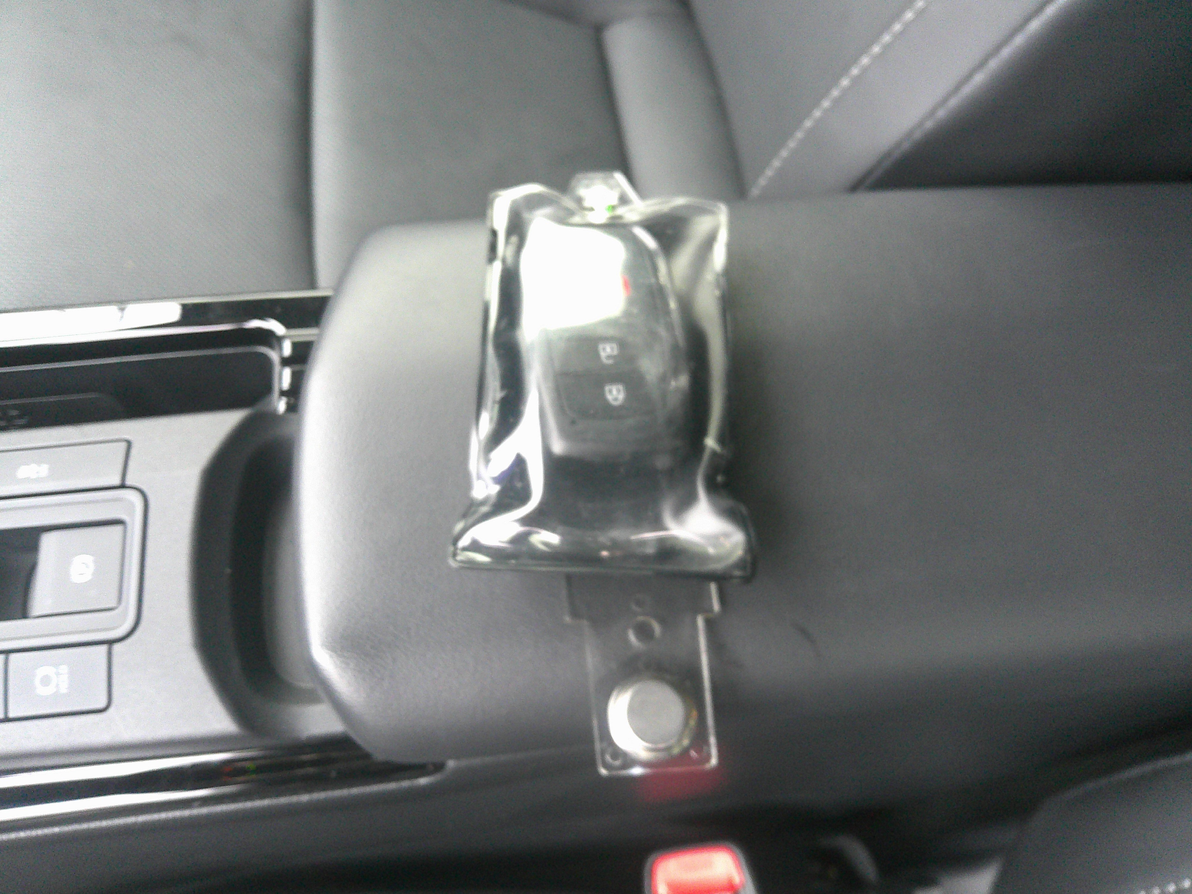 Used 2024 Toyota Prius XLE image 36