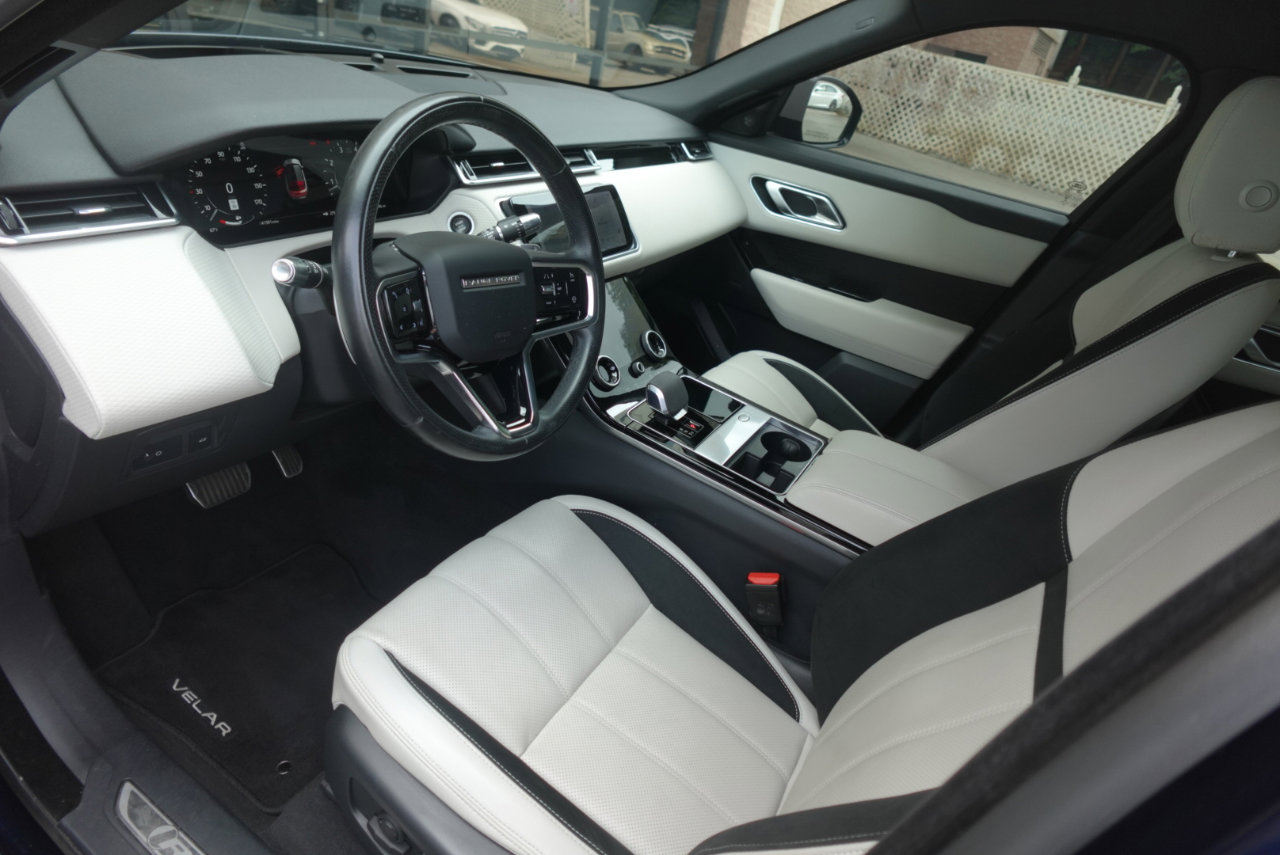 Used 2021 Land Rover Range Rover Velar R-Dynamic S image 21