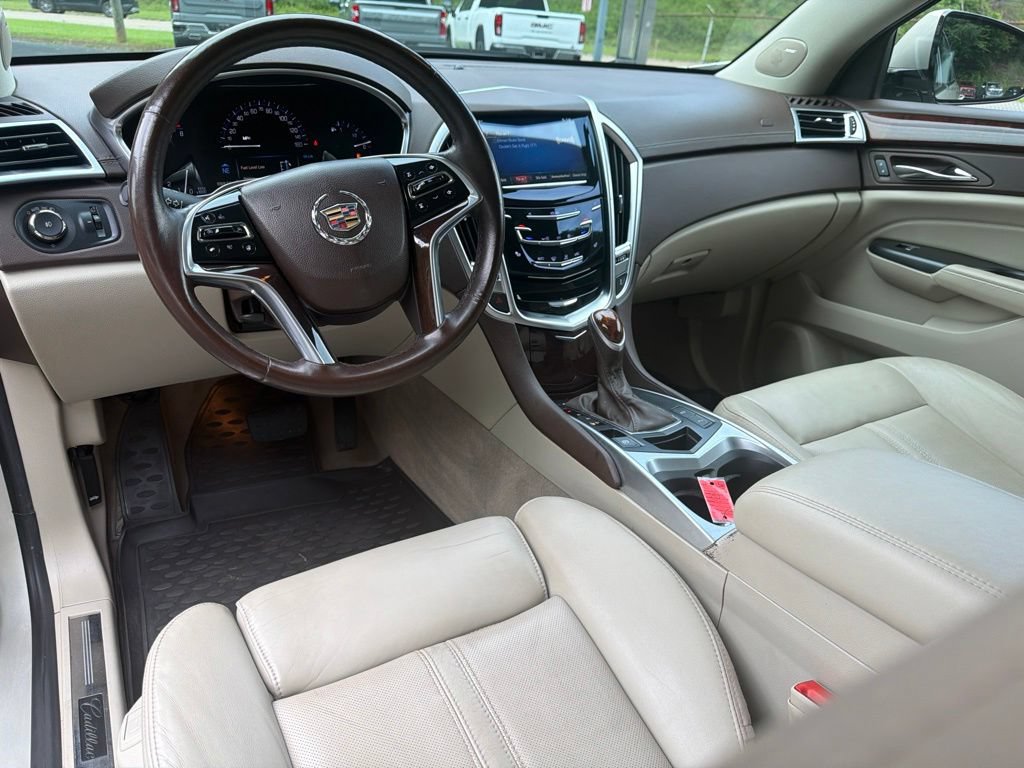 Used 2016 Cadillac SRX Luxury FWD image 18