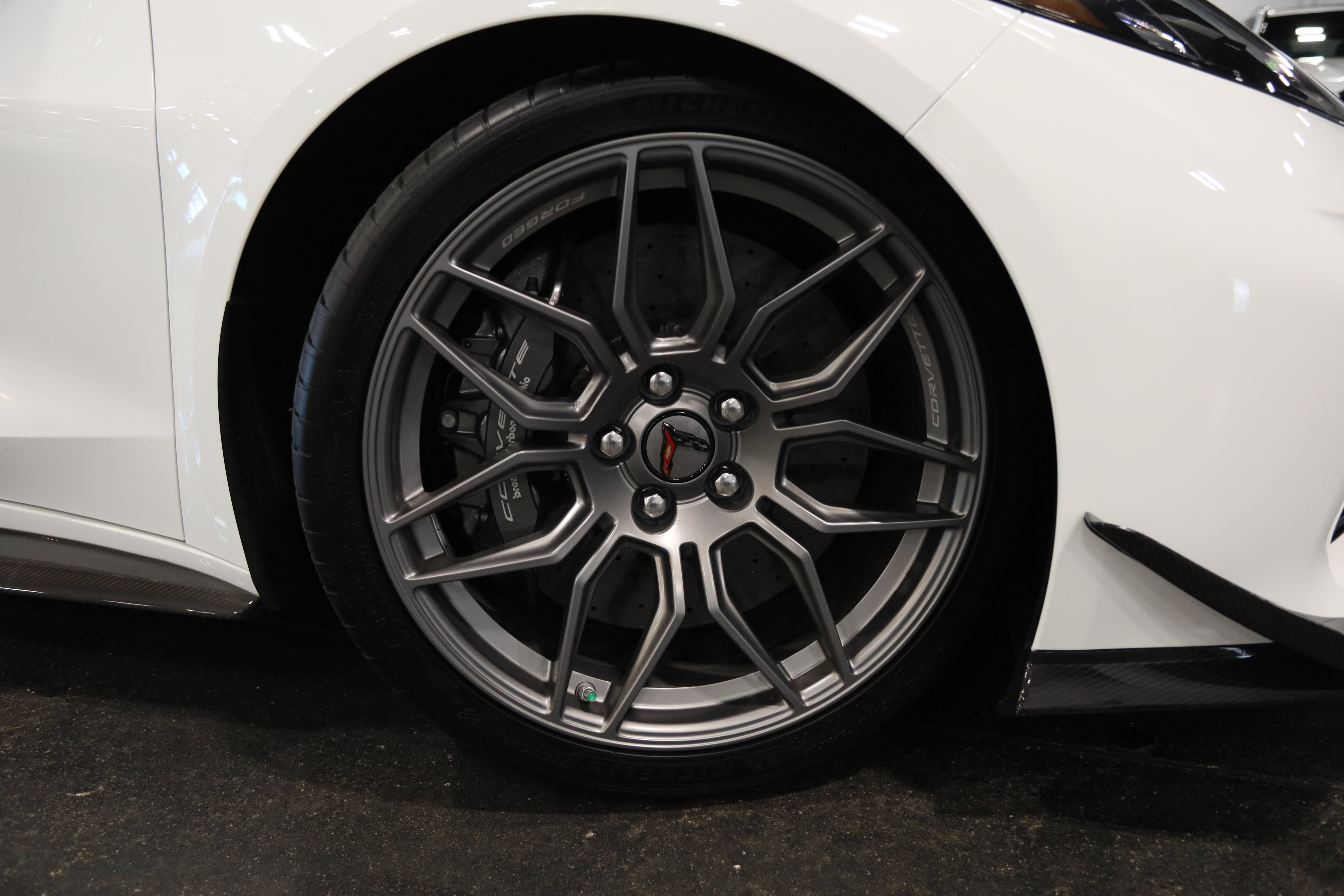 Used 2024 Chevrolet Corvette Z06 w/ Z07 Performance Package RWD image 10