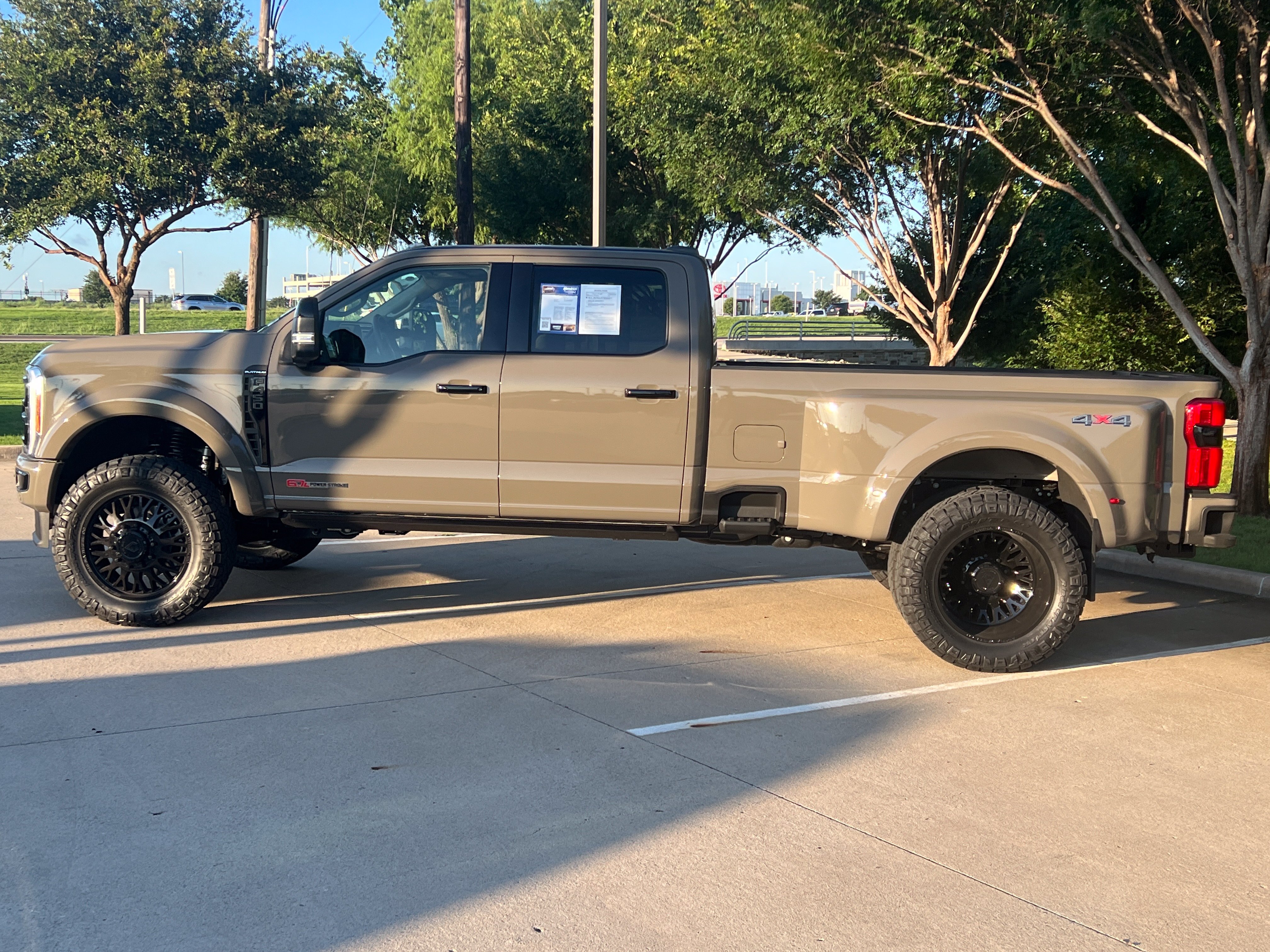 Used 2026 Ford F450 Platinum w/ Platinum Plus Package AWD/4WD image 7