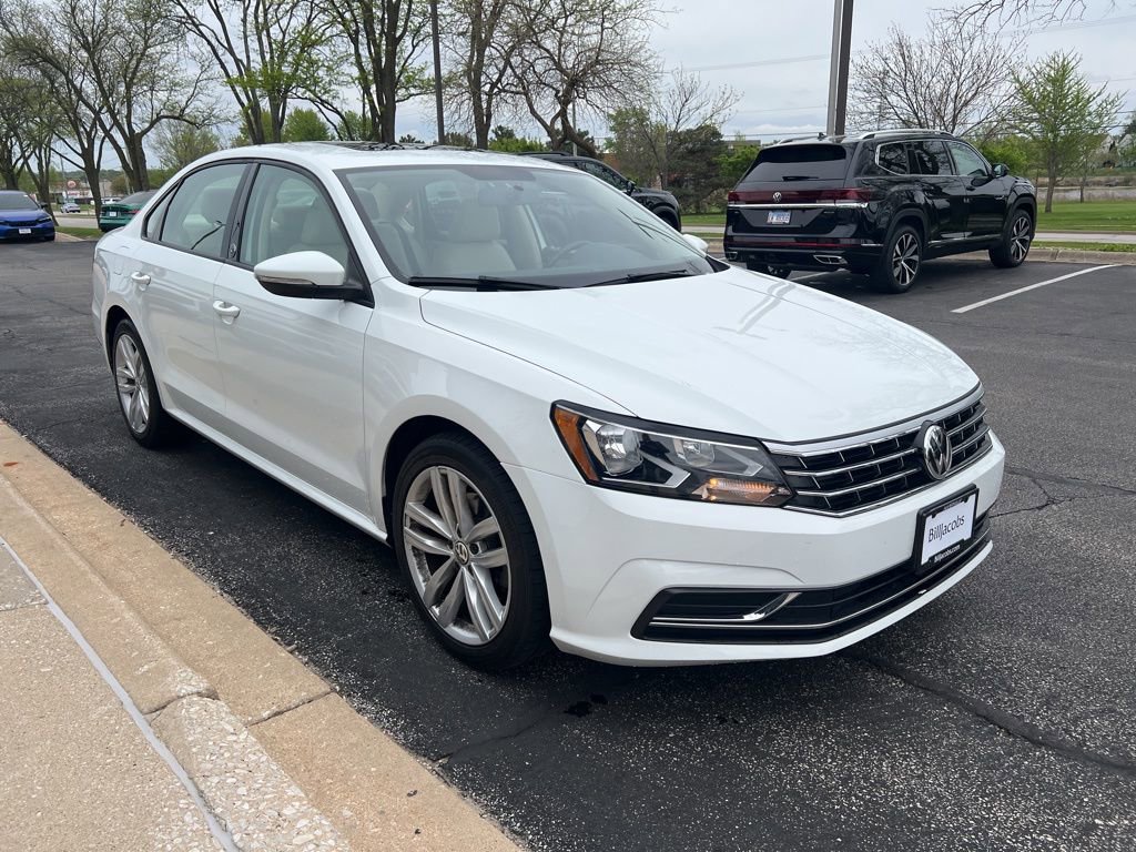 Used 2019 Volkswagen Passat 2.0T Wolfsburg w/ Wheels & Sunroof Package FWD image 8