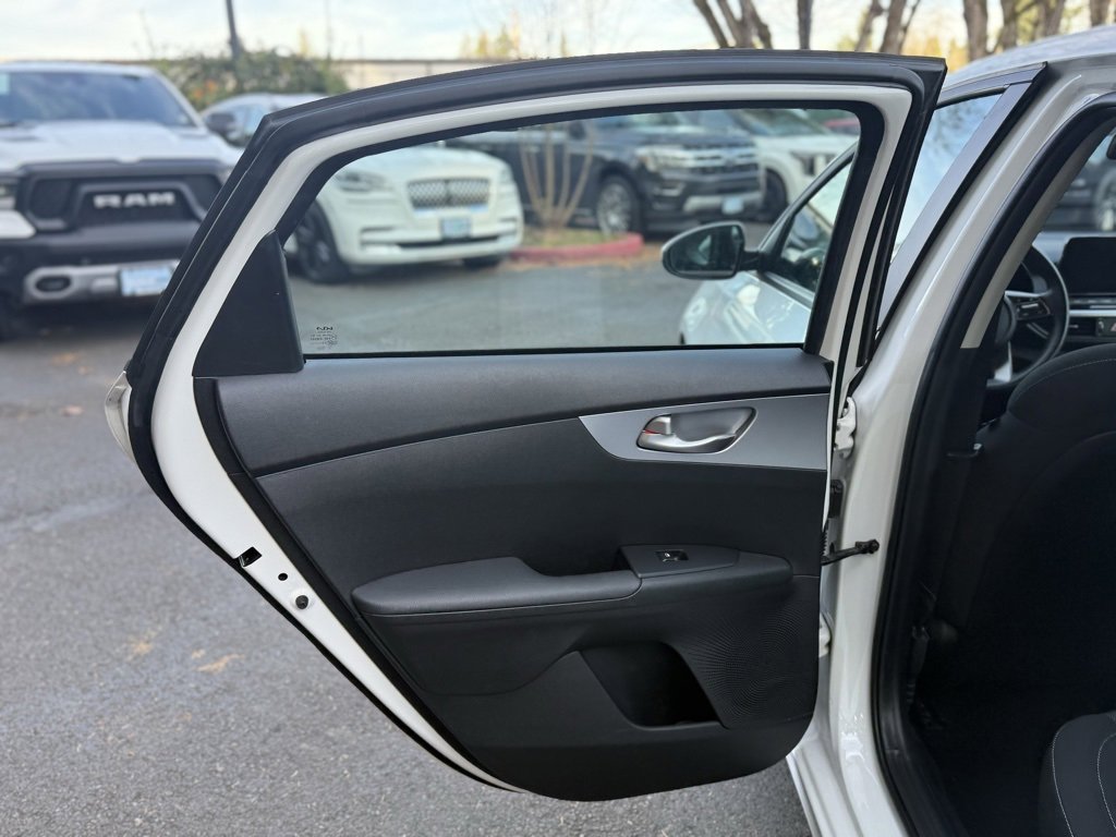 Used 2022 Kia Forte LXS image 23