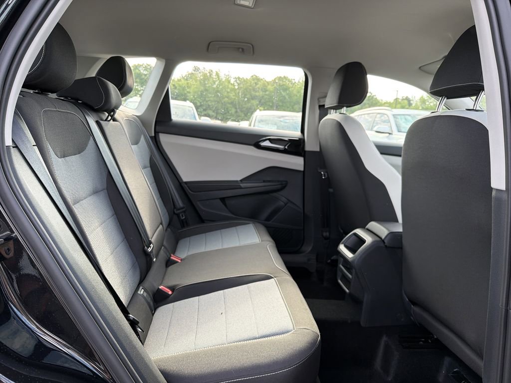 New 2026 Volkswagen Taos S FWD image 15