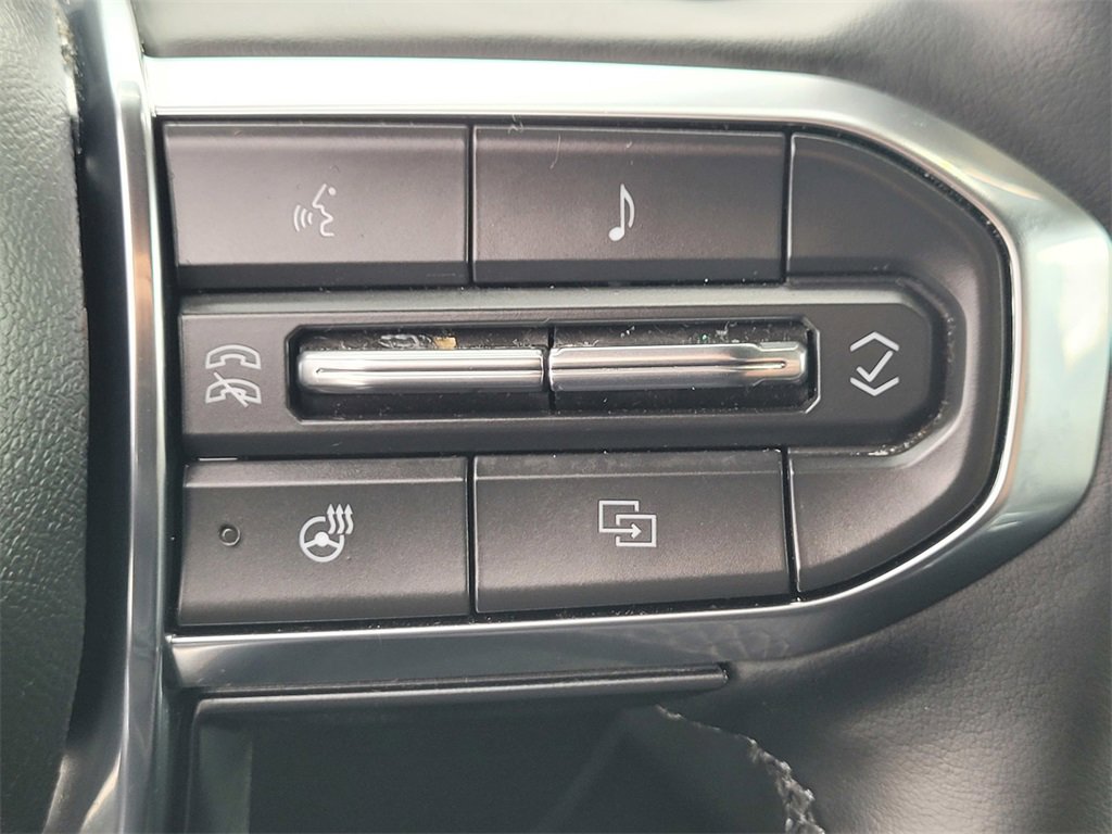 Used 2025 GMC Acadia Elevation image 23