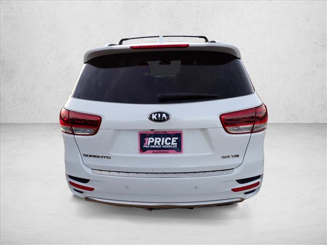 Used 2018 Kia Sorento SX image 3