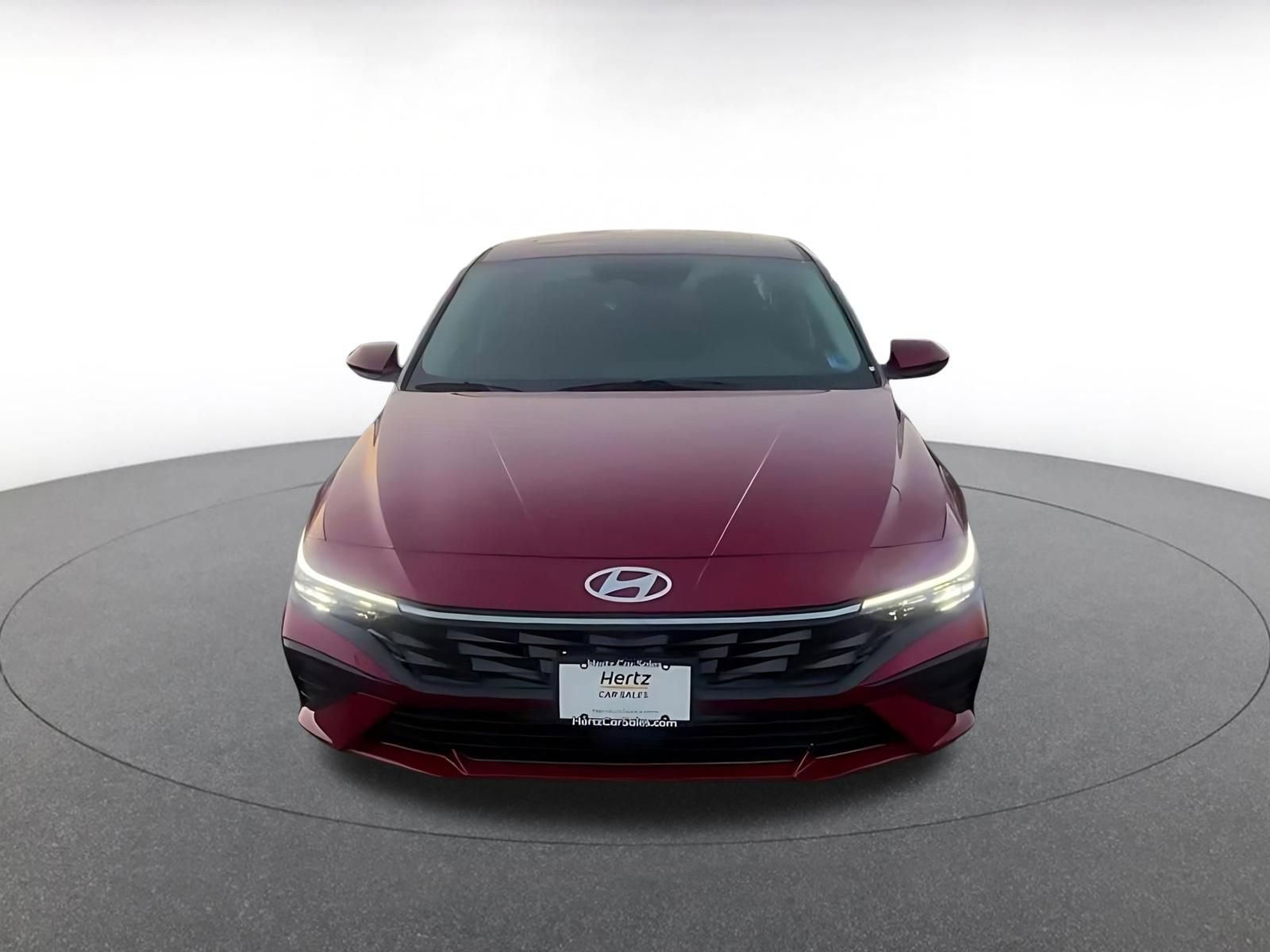 Used 2025 Hyundai Elantra SEL FWD image 4