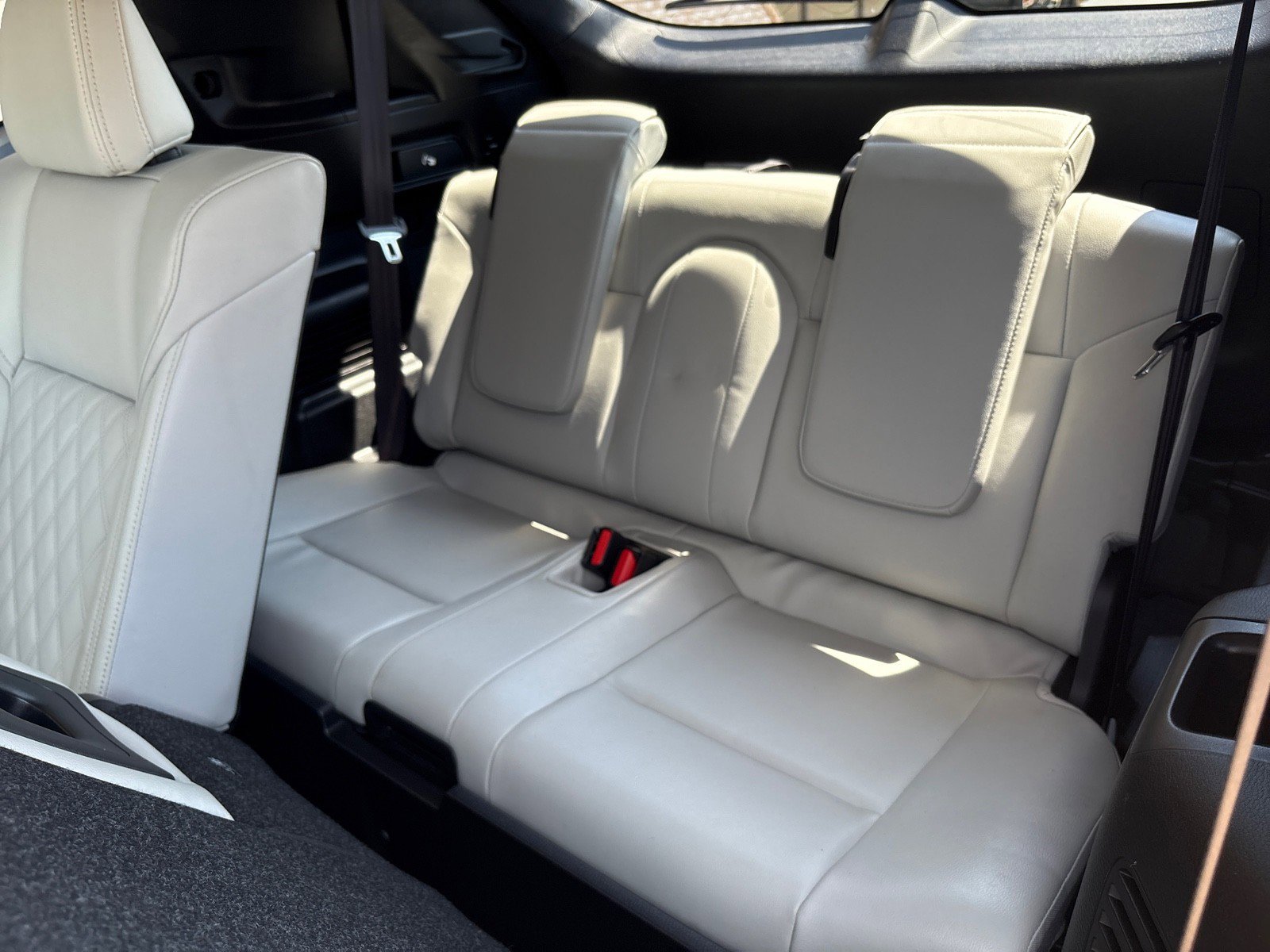 Used 2024 Mitsubishi Outlander 4WD Plug-In Hybrid image 5