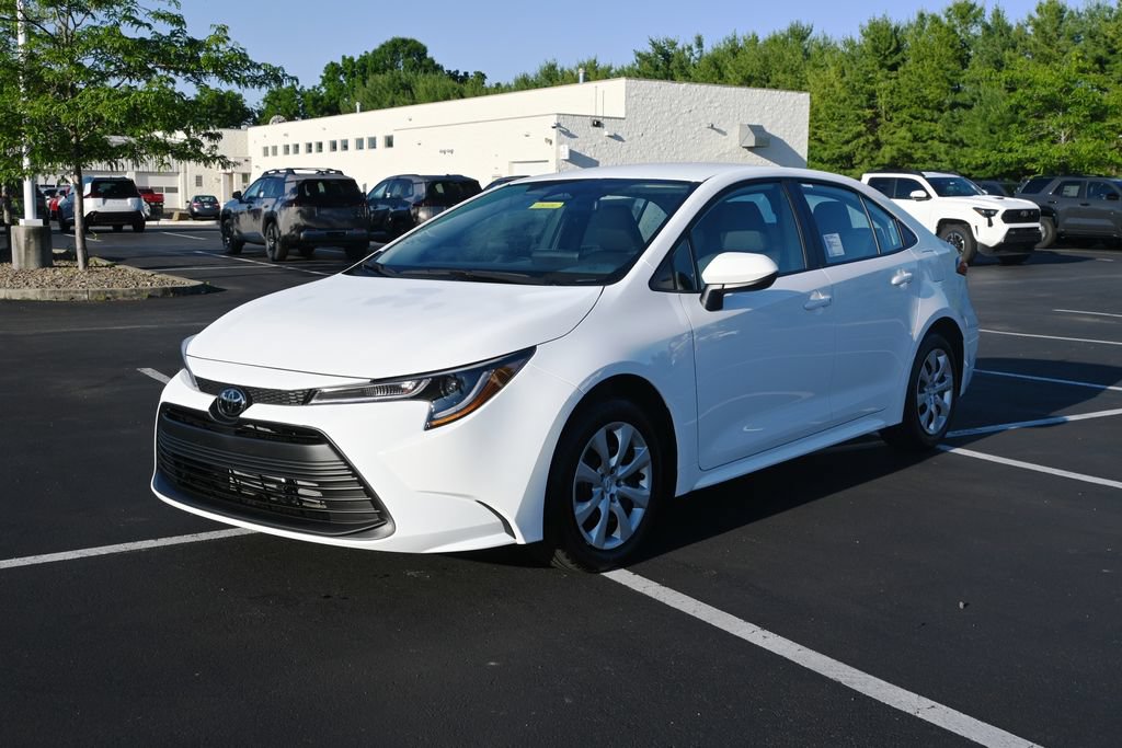 New 2026 Toyota Corolla LE FWD image 2