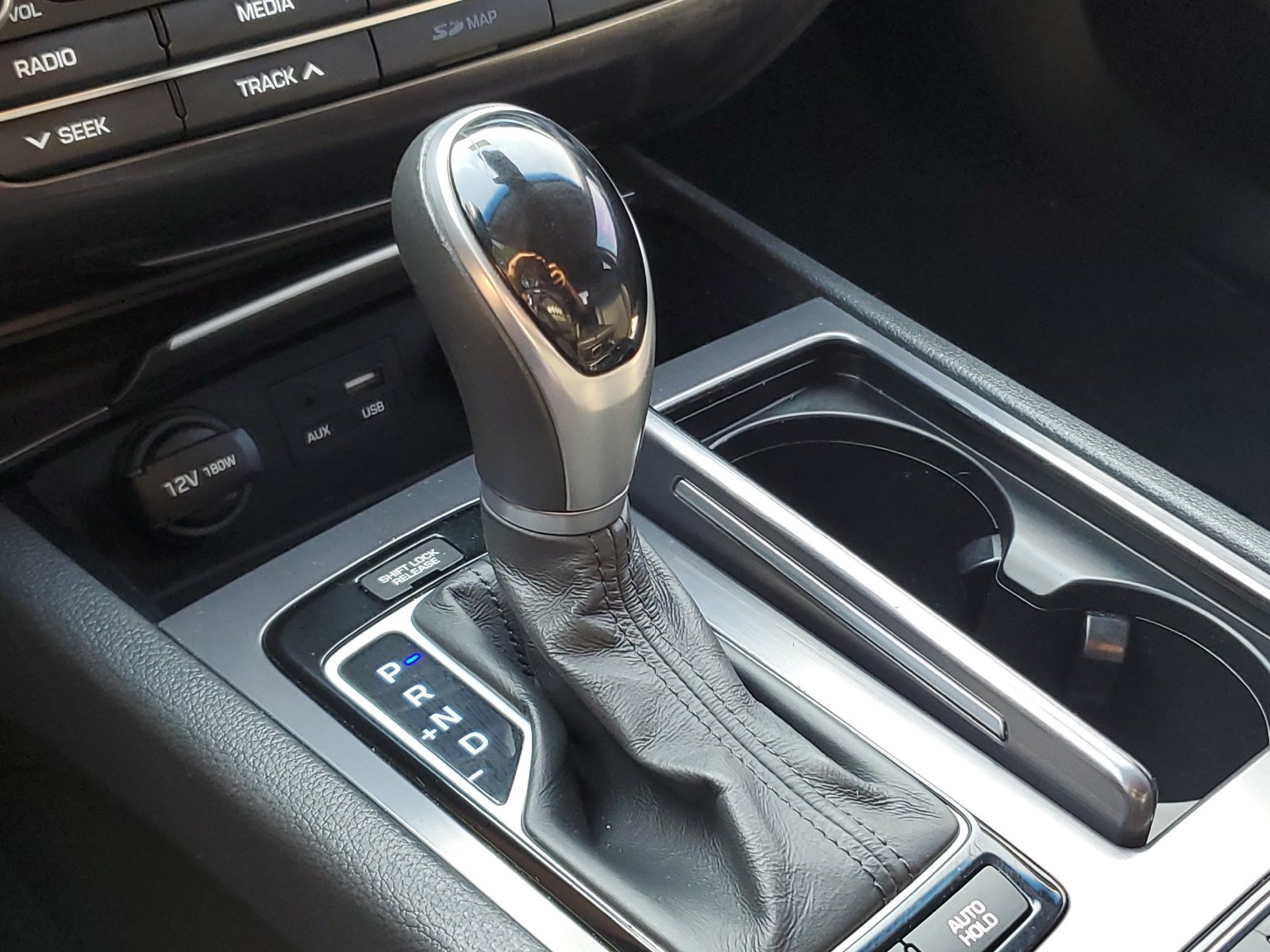 Used 2017 Genesis G80 3.8 AWD/4WD image 30