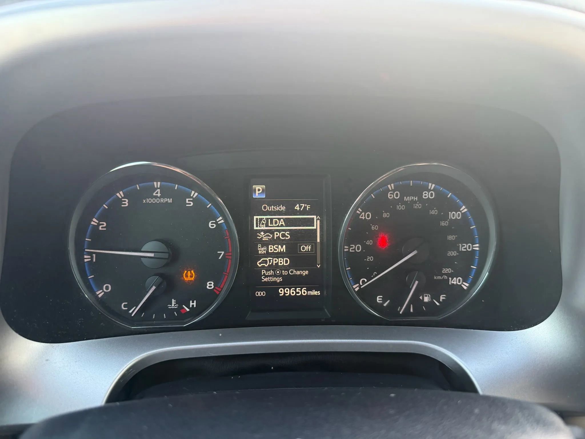 Used 2018 Toyota RAV4 Limited AWD/4WD image 17