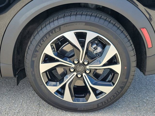 Certified 2025 Ford Mustang Mach-E Select AWD/4WD image 10