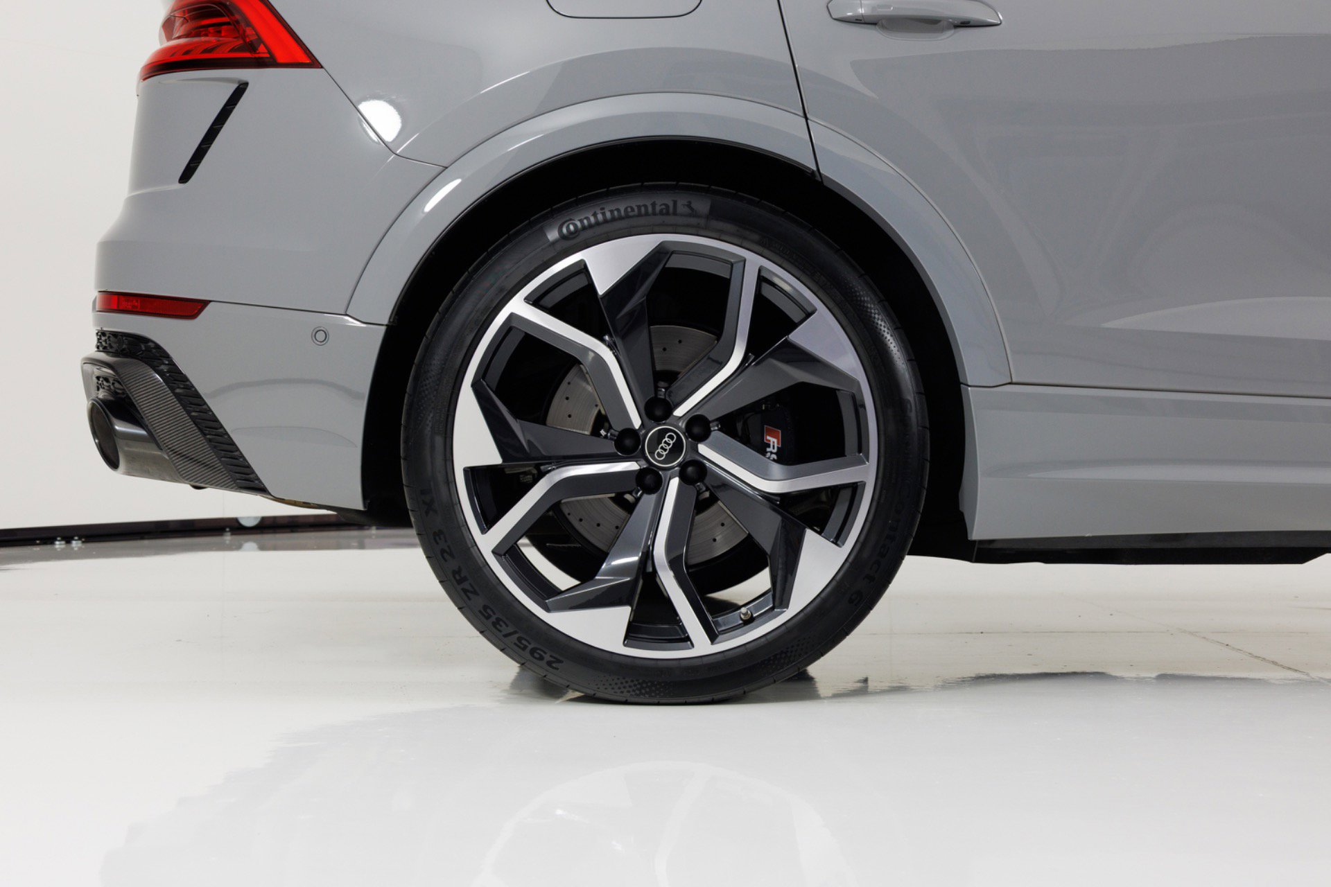 Used 2023 Audi RS Q8 AWD/4WD image 12