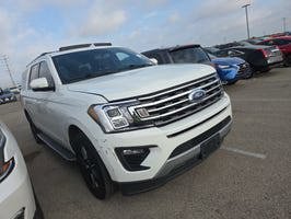 Used 2021 Ford Expedition Max XLT RWD image 3