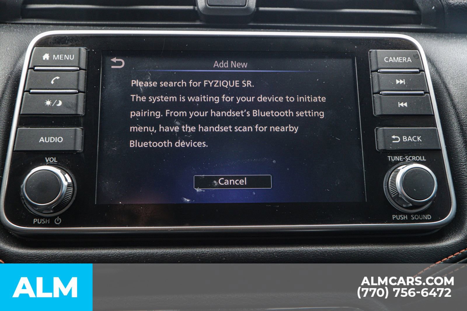 Used 2020 Nissan Versa SR w/ Convenience Package image 40