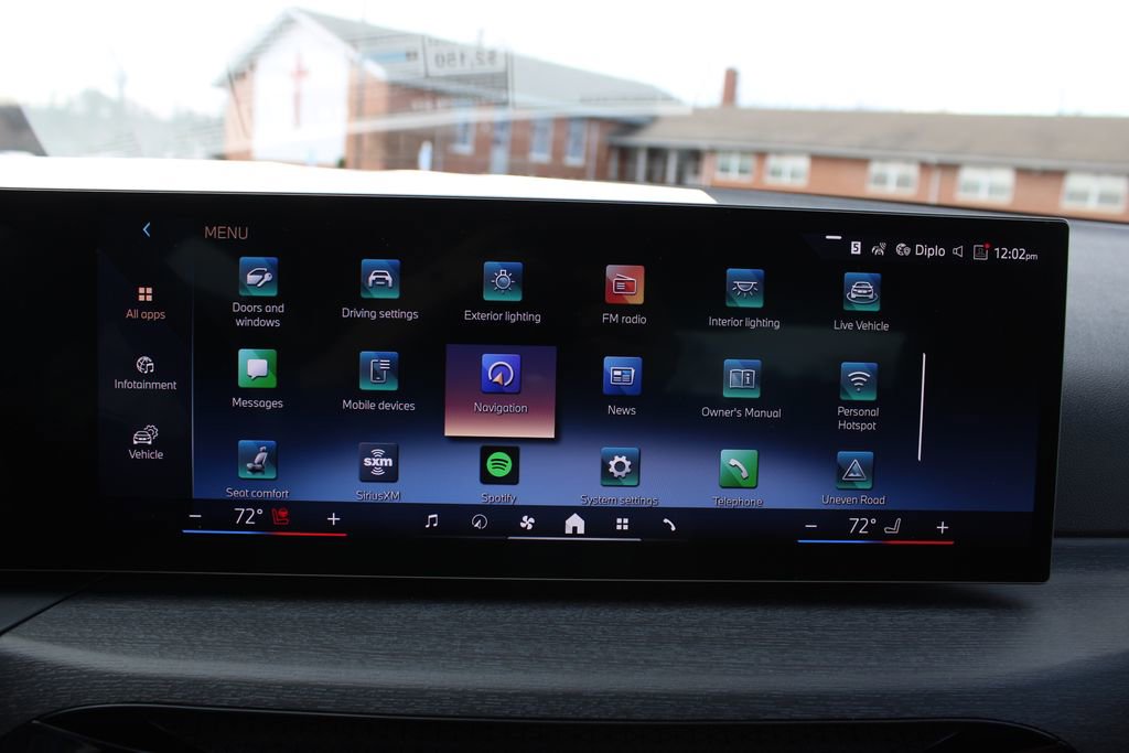 New 2026 BMW 330i xDrive Sedan w/ M Sport Package image 15