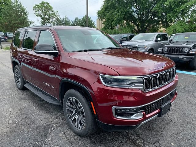 Used 2024 Jeep Wagoneer Series II w/ Flexible Seating Group AWD/4WD image 9