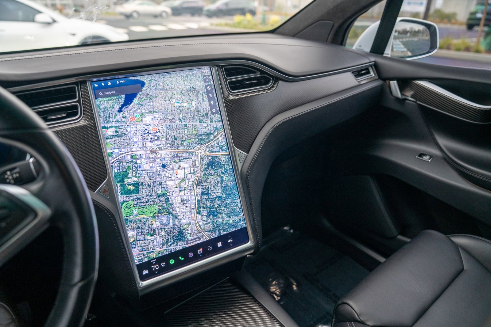 Used 2017 Tesla Model X 75D image 14