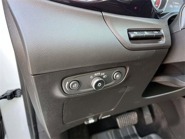 Used 2023 Buick Encore GX Essence w/ Advanced Technology Package image 16