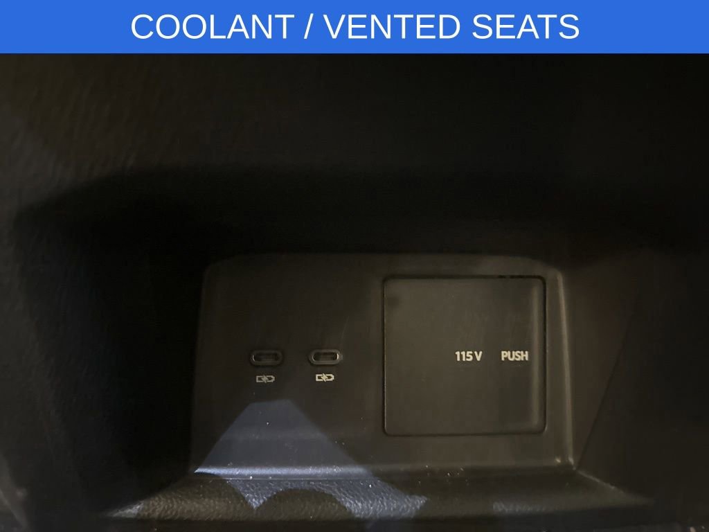 Used 2022 Volkswagen Atlas SEL Premium image 19