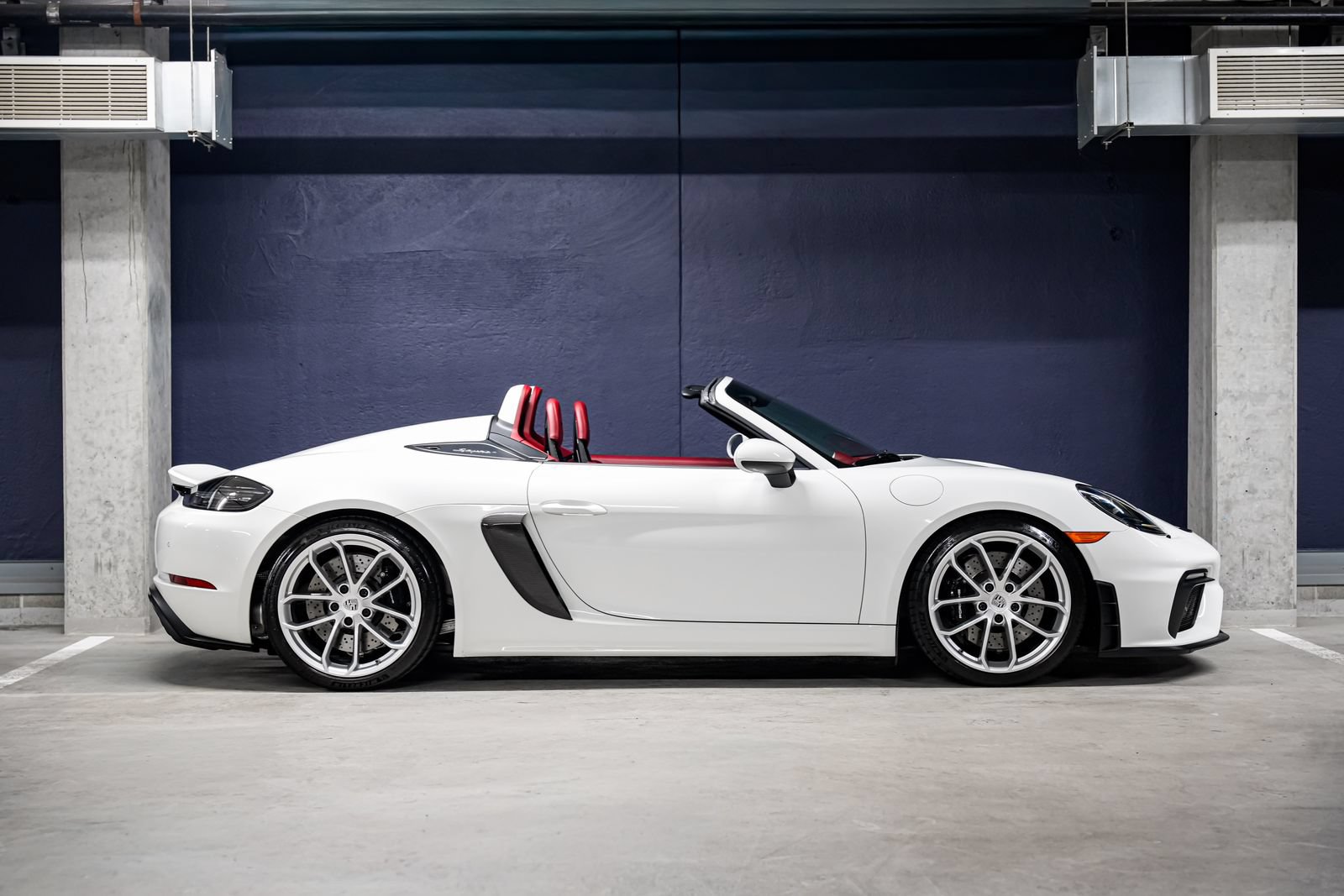 Used 2022 Porsche 718 Boxster Spyder RWD image 2