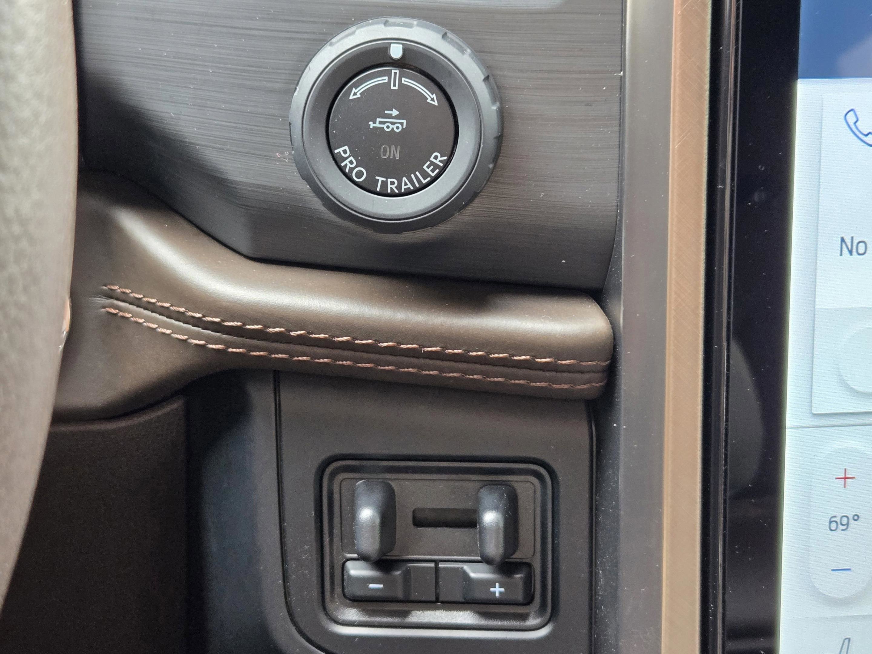 Used 2023 Ford Expedition King Ranch AWD/4WD image 17