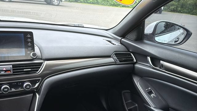Used 2018 Honda Accord Sport image 23