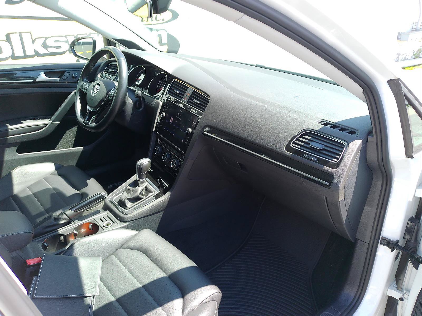 Used 2018 Volkswagen Golf SEL FWD image 27