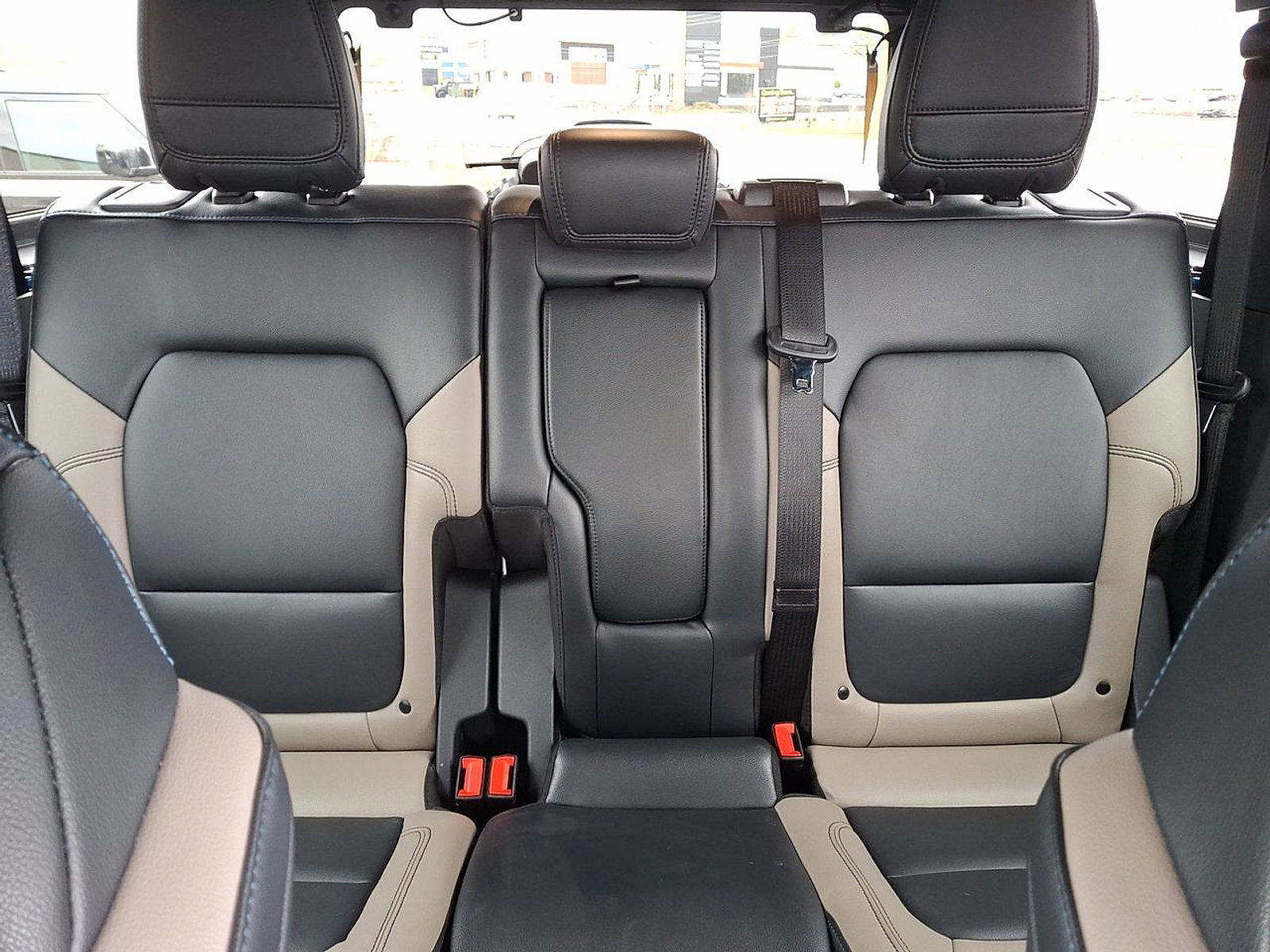 Used 2024 Ford Bronco Wildtrak image 13