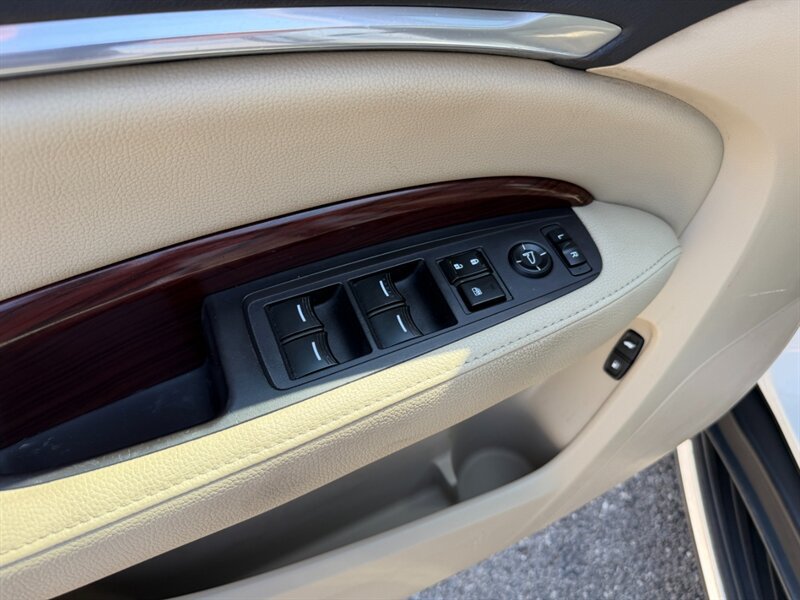 Used 2014 Acura MDX SH-AWD image 17