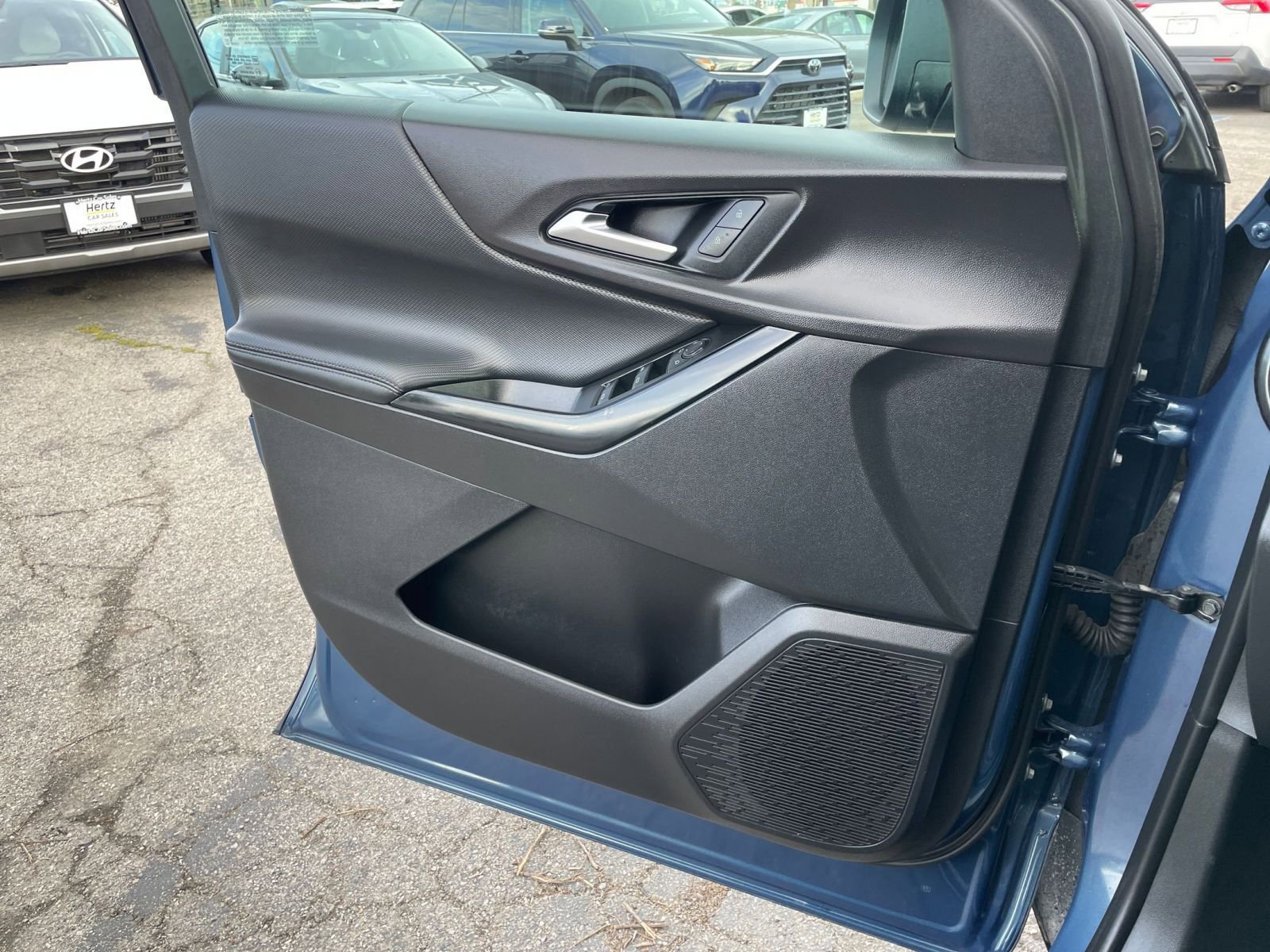 Used 2025 Chevrolet Equinox LT image 20