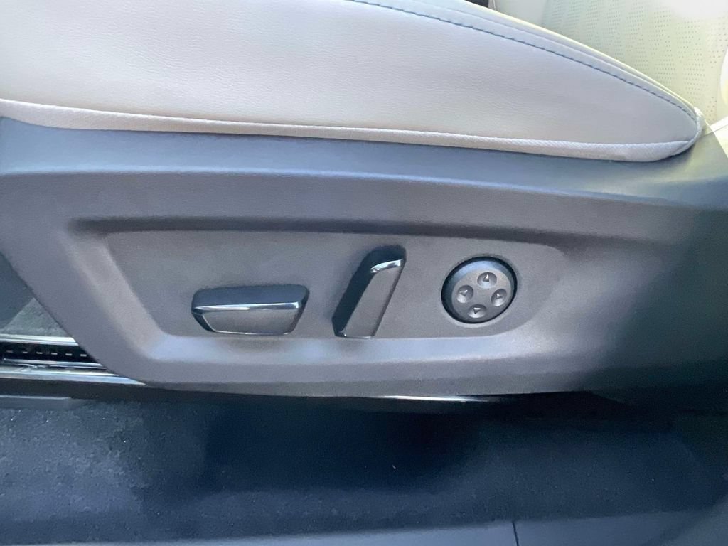 New 2026 Nissan Murano Platinum w/ Cargo Package AWD/4WD image 16